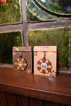 画像をギャラリービューアに読み込む, Coffee Zingaro Flower Rubber Keyring / Latte Brown