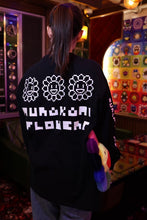 Load image into Gallery viewer, Murakami.Flowers #0085 L/S T-shirt Black